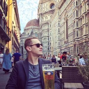 Meet your Posher, Aaron